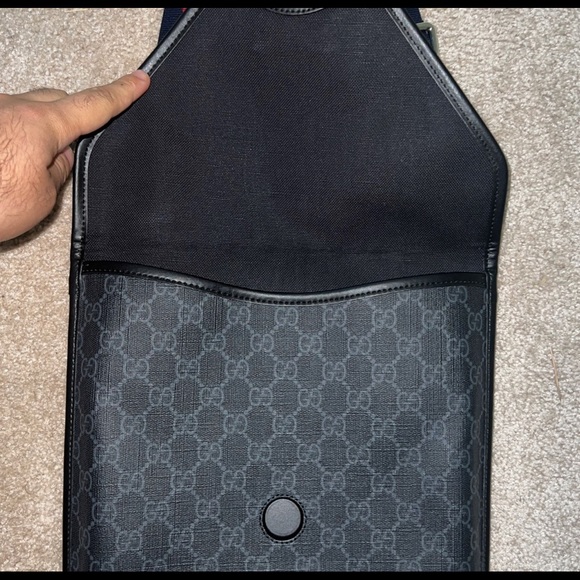 GG- Gucci Bag- Almost new condition; used for a couple months. - Picture 3 of 5